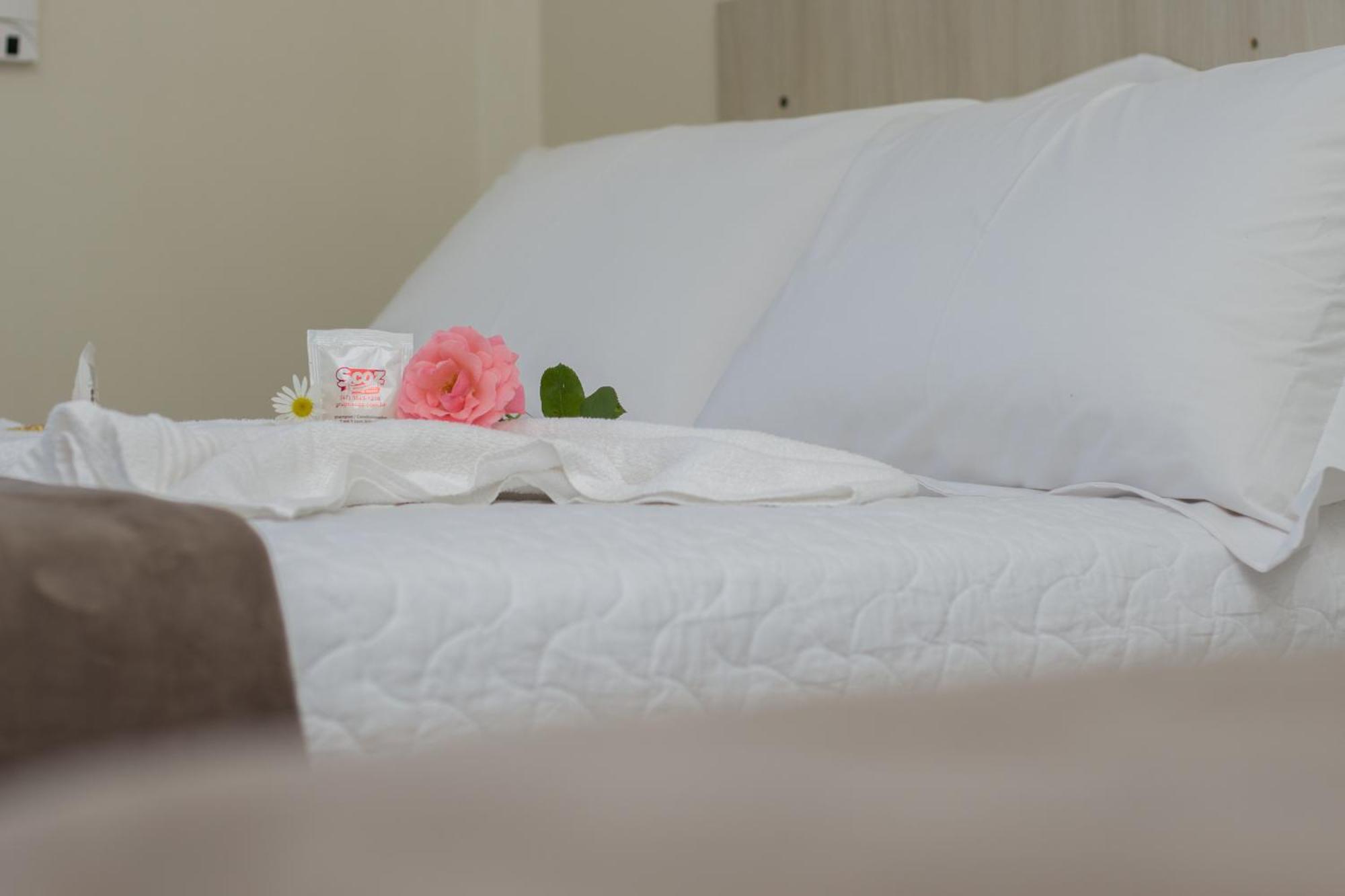 Hotel Scoz Pouso Redondo Екстериор снимка